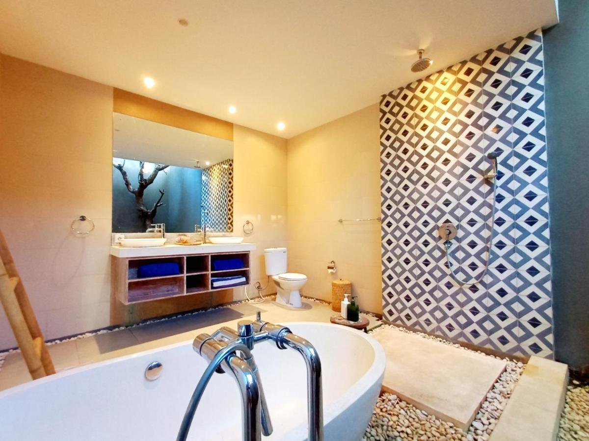 The Avani Villas Kuta Lombok Exterior foto
